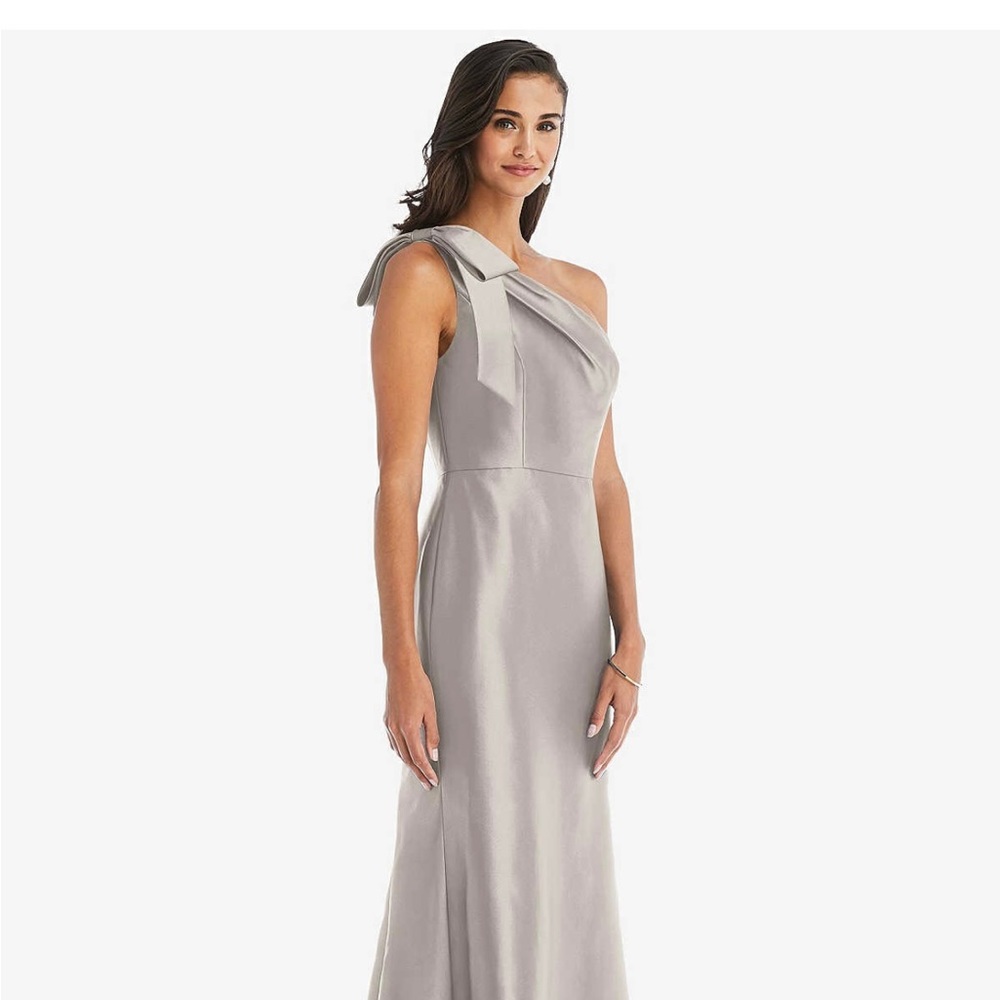BRAND NEW W/TAGS Alfred Sung Satin Twill One Shoulder w/Bow Dress